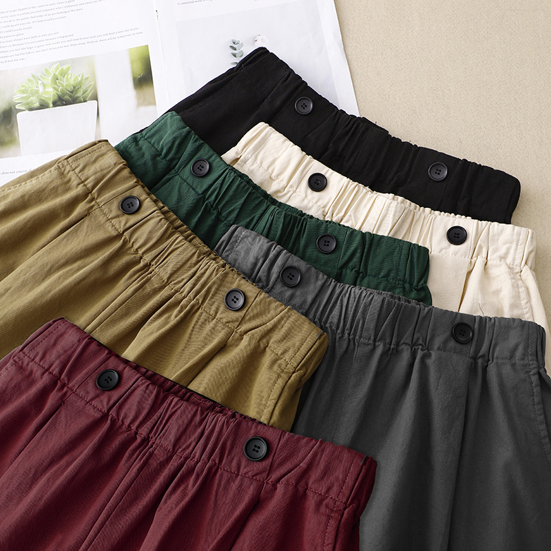 Women's Loose and Comfortable Solid Color Buttons Shorts