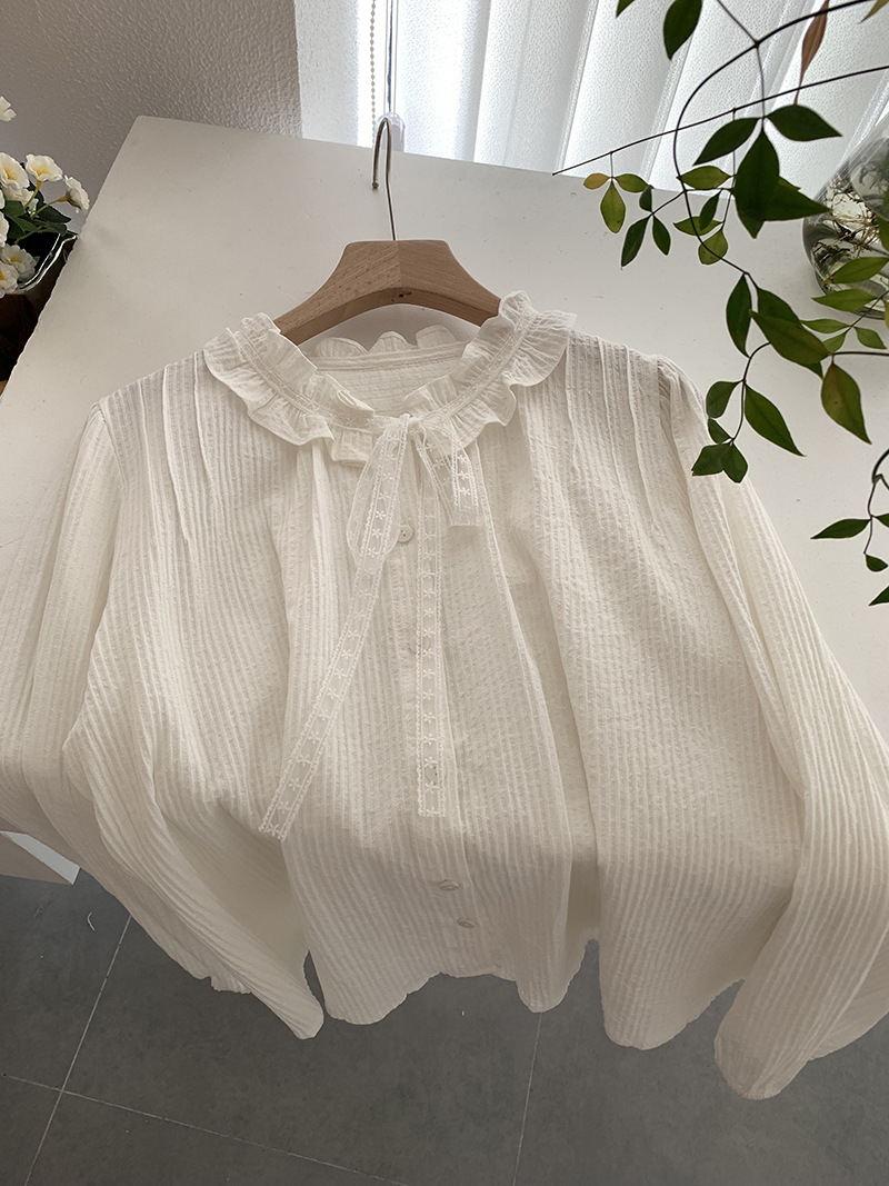 Elegant Lace Collar Bow Shirt