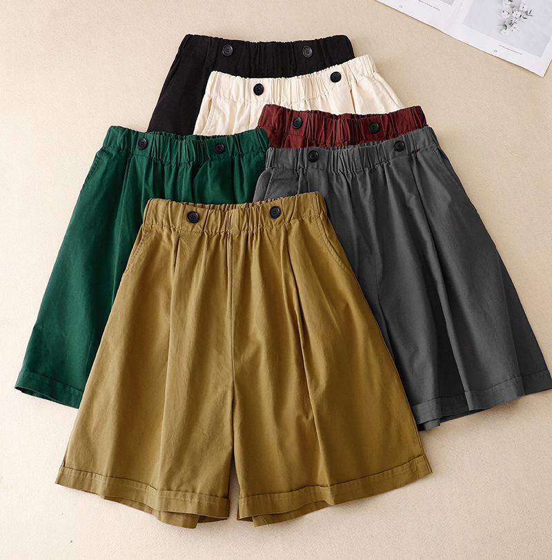 Women's Loose and Comfortable Solid Color Buttons Shorts